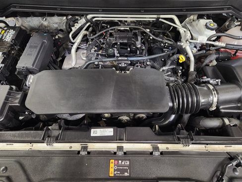 Used 2023 Chevrolet Colorado W/T w/ WT Convenience Package RWD image 49