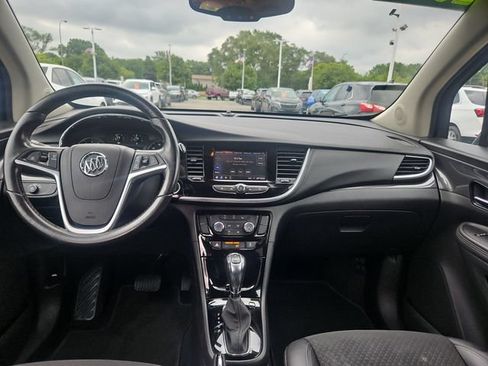Used 2022 Buick Encore Preferred FWD image 13