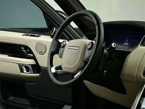 Used 2022 Land Rover Range Rover P525 Westminster Edition image 36