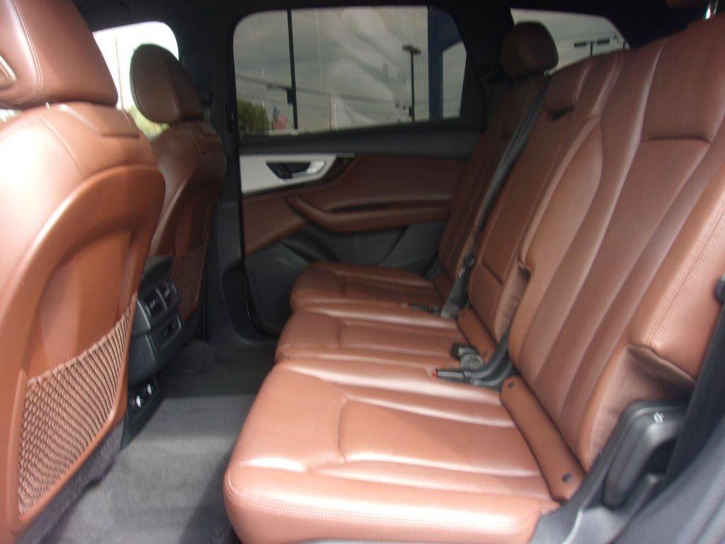 Used 2019 Audi Q7 2.0T Premium w/ Convenience Package AWD/4WD image 10