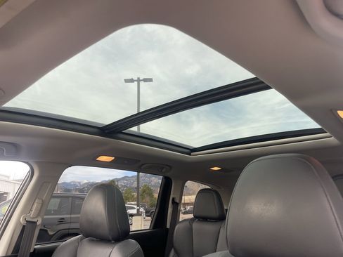 Used 2021 Subaru Ascent Touring w/ Popular Package #2 image 12