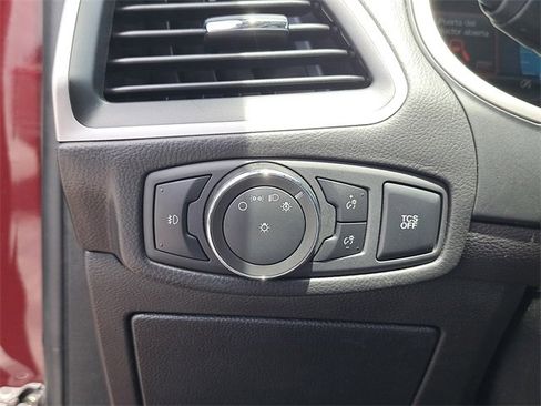 Used 2021 Ford Edge SEL image 23