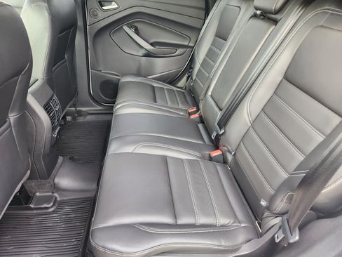 Used 2018 Ford Escape Titanium image 31