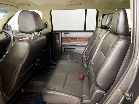 Used 2018 Ford Flex Limited image 23