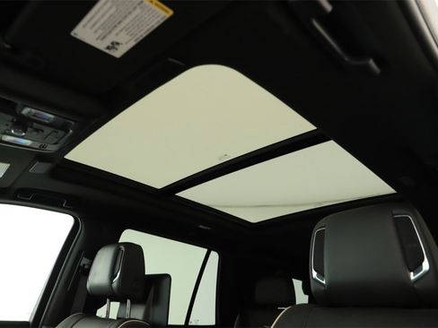 Used 2023 Cadillac Escalade Sport image 26