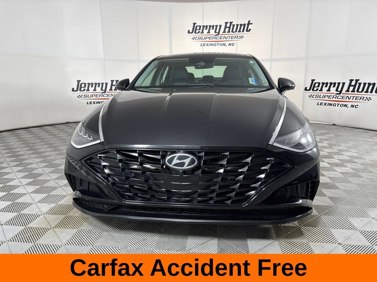 Used 2023 Hyundai Sonata Limited FWD image 3