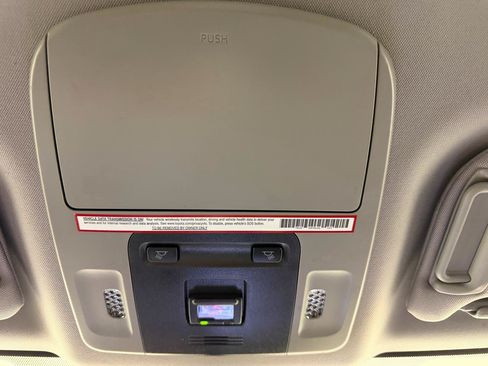 Used 2020 Toyota Camry LE FWD image 27