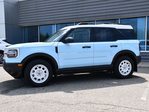 Used 2025 Ford Bronco Sport Heritage w/ Convenience Package AWD/4WD image 2
