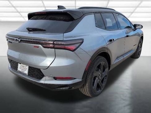 New 2026 Chevrolet Equinox EV RS image 32