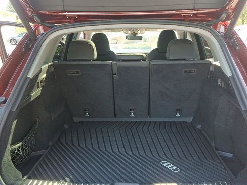 Certified 2025 Audi Q5 Premium Plus AWD/4WD image 29