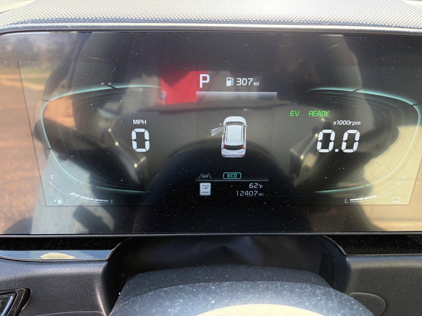 Used 2023 Kia Niro SX Touring FWD image 12