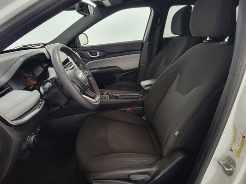 Used 2023 Jeep Compass Sport AWD/4WD image 14