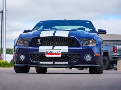 Used 2011 Ford Mustang Shelby GT500 RWD image 11