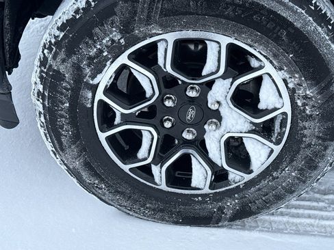 Used 2022 Ford F150 XLT w/ Equipment Group 302A High image 9