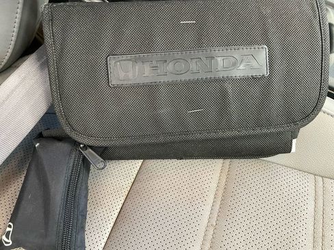 Used 2018 Honda CR-V Touring image 27