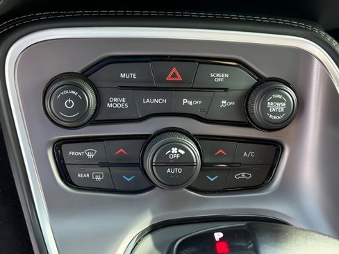 Used 2022 Dodge Challenger R/T Scat Pack RWD image 22
