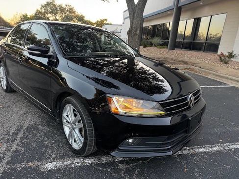 Used 2017 Volkswagen Jetta SEL image 8