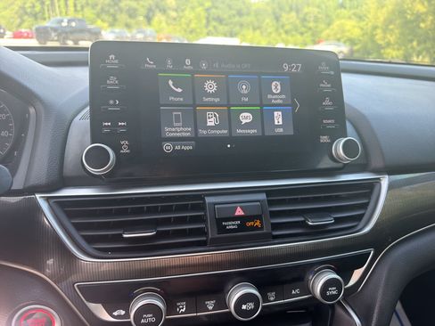 Used 2020 Honda Accord Sport image 10