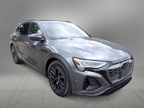 Certified 2024 Audi Q8 e-tron Prestige AWD/4WD image 2