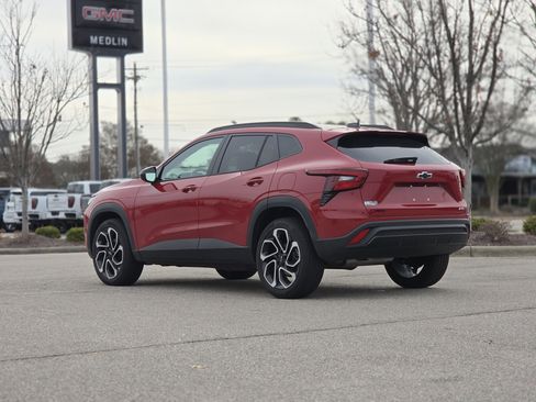 Used 2026 Chevrolet Trax RS w/ Driver Confidence Package image 5