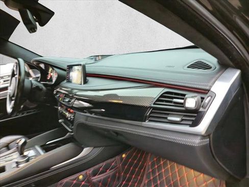 Used 2019 BMW X6 M w/ Executive Package image 25