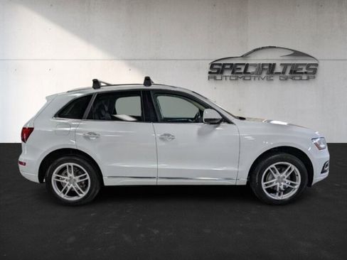Used 2017 Audi Q5 2.0T Premium image 11