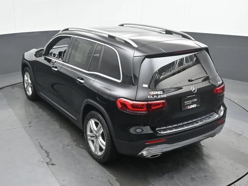 Used 2023 Mercedes-Benz GLB 250 4MATIC image 40