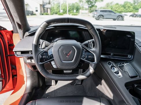 Used 2024 Chevrolet Corvette Stingray Premium Cpe w/ Z51 Performance Package RWD image 38