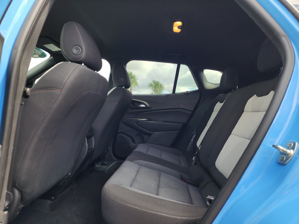Certified 2024 Chevrolet Trax RS w/ Driver Confidence Package FWD image 14