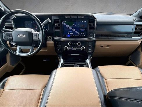 Used 2024 Ford F250 Lariat w/ Chrome Package image 13