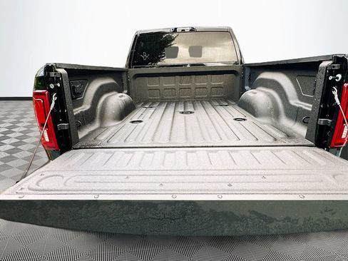New 2026 RAM 2500 Big Horn AWD/4WD image 25