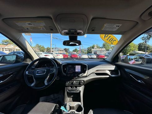 Used 2019 GMC Terrain Denali w/ Advanced Safety Package image 13