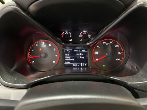 Used 2022 Chevrolet Colorado W/T AWD/4WD image 18