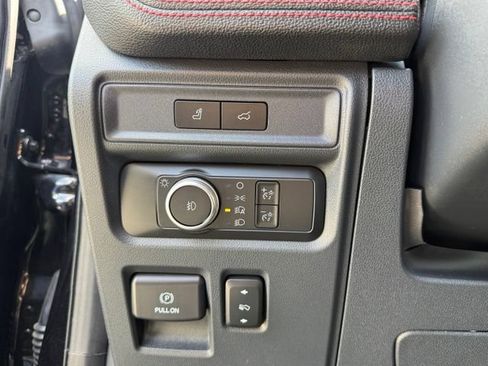 Used 2022 Ford Expedition Limited AWD/4WD image 16