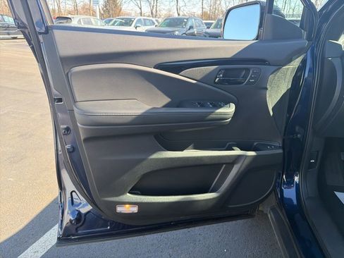 Used 2023 Honda Passport Elite image 18