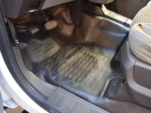 Used 2014 Ford F550 4x4 Crew Cab Super Duty image 23