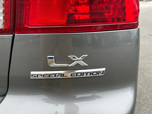 Used 2005 Honda Civic LX Special Edition image 9