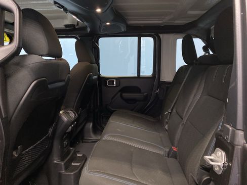 Certified 2025 Jeep Wrangler Unlimited Rubicon 4xe w/ Safety Group image 23