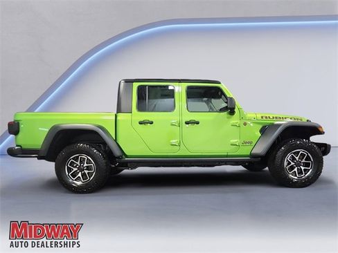 New 2025 Jeep Gladiator Rubicon w/ Convenience Group image 6