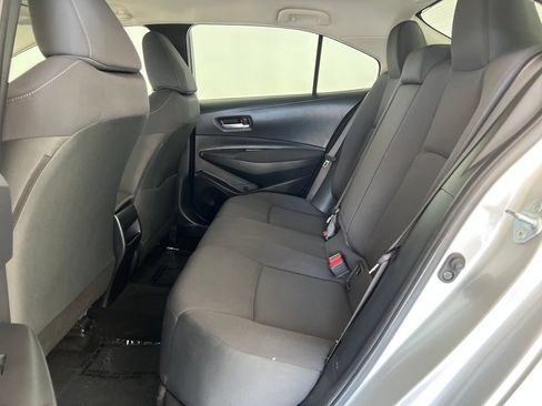 Used 2021 Toyota Corolla LE w/ Carpet Mat Package (TMS) FWD image 26