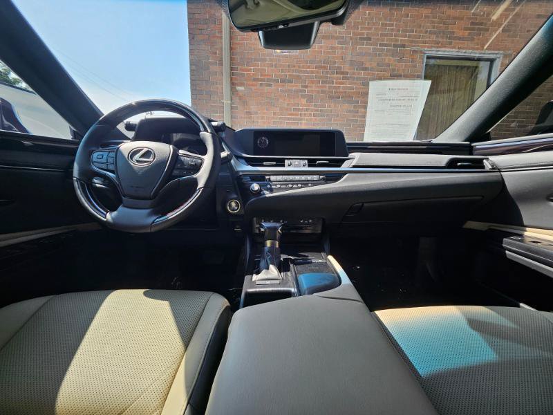 Used 2021 Lexus ES 350 w/ Premium Package FWD image 44