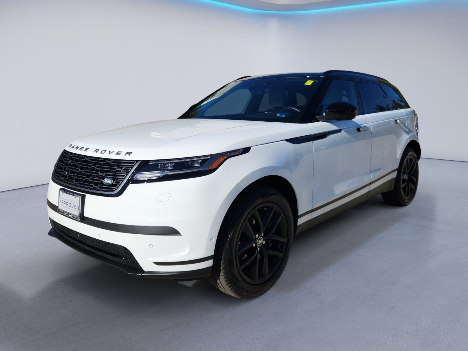 Used 2026 Land Rover Range Rover Velar S AWD/4WD image 1