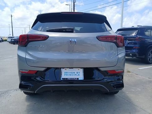 Used 2026 Buick Encore GX Sport Touring w/ Comfort Package FWD image 8