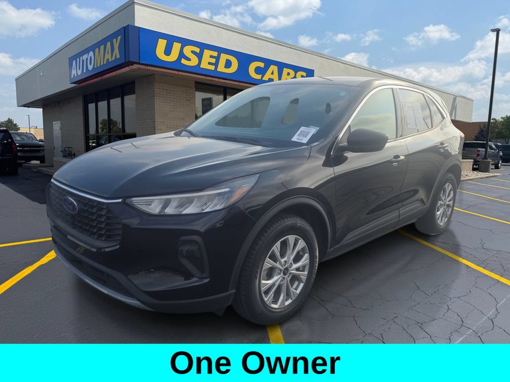 Used 2023 Ford Escape Active AWD/4WD image 1