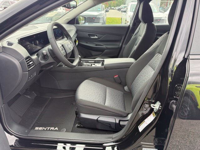 New 2027 Nissan Sentra SV w/ SV Convenience Package FWD image 17