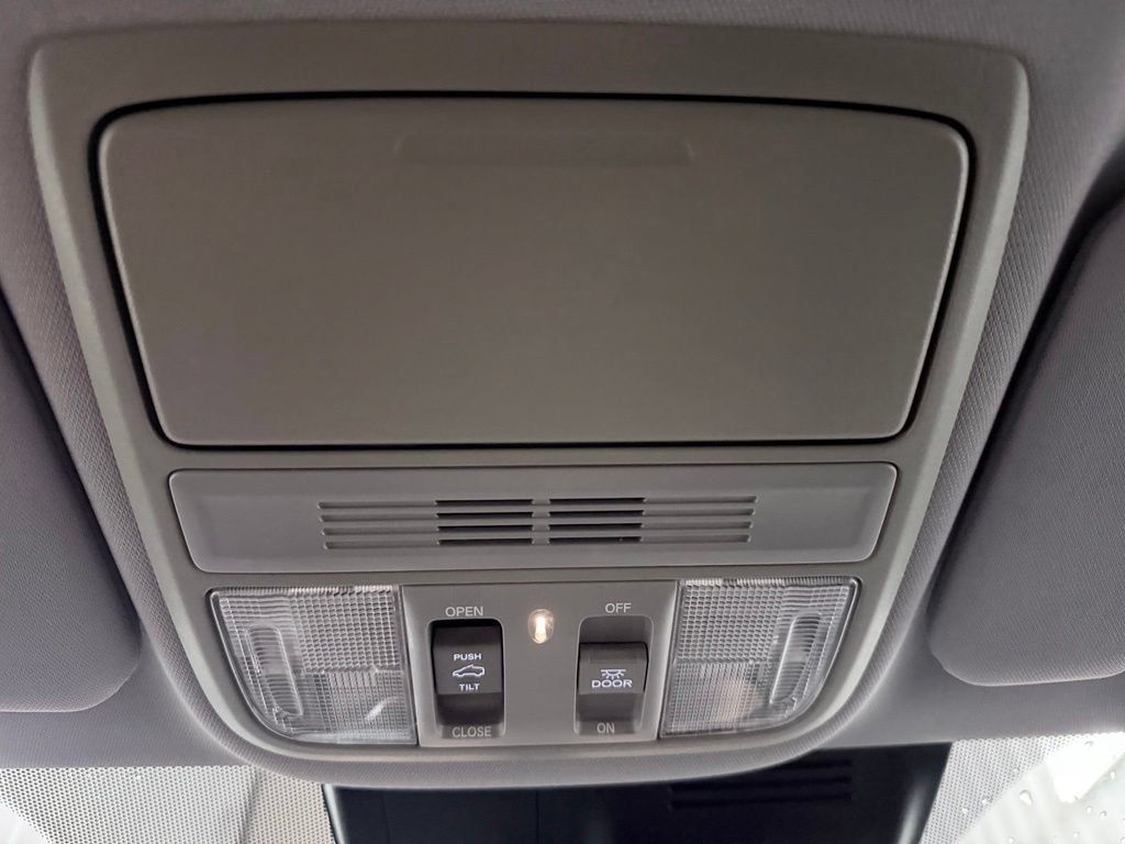 Used 2019 Honda CR-V EX image 22