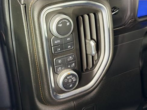Used 2019 GMC Sierra 1500 AT4 w/ AT4 Preferred Package AWD/4WD image 10