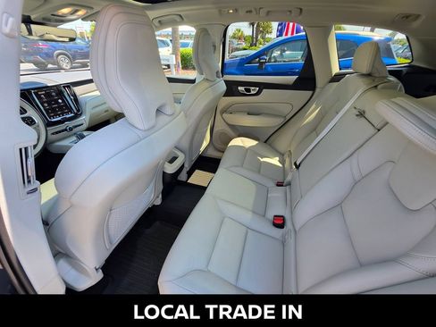 Used 2024 Volvo XC60 B5 Plus w/ Protection Package Premier AWD/4WD image 15