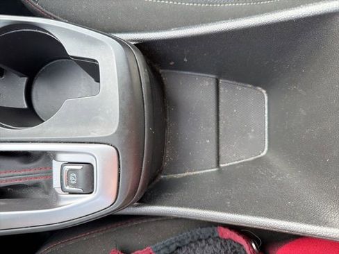 Used 2024 Chevrolet Trax RS image 28