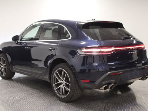 Certified 2022 Porsche Macan S AWD/4WD image 3